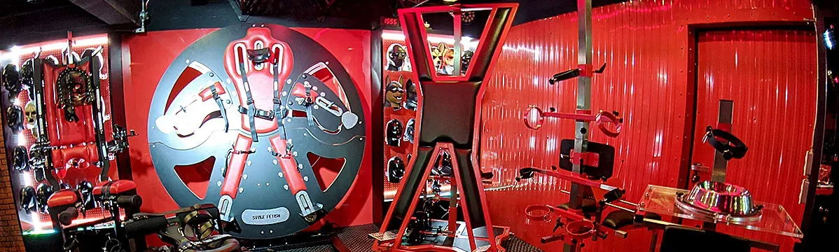 OnlyFans account  rubberforfun header 2