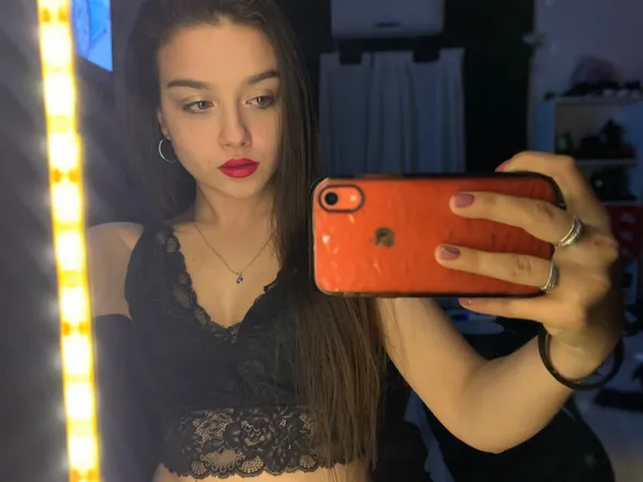 OnlyFans account  alexa.kiss header 2