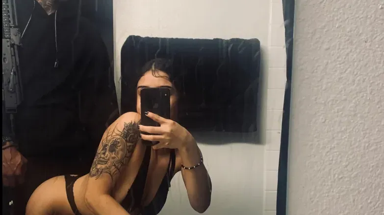 OnlyFans cuenta miss_scorpio222 header 2