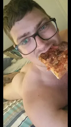 OnlyFans account  robbep89 header 2