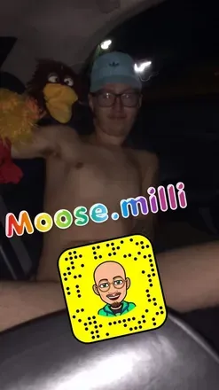 OnlyFans cuenta moose.milli header 2