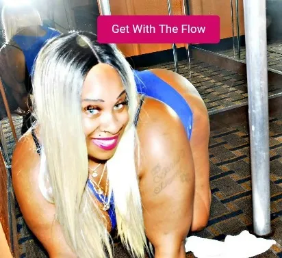 OnlyFans cuenta missconstanceflow header 2