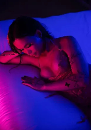 OnlyFans account  babytgirl69 header 2