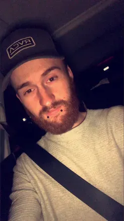 OnlyFans account  samlaws avatar 1