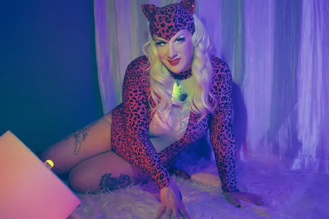 OnlyFans cuenta tanyacheex header 2