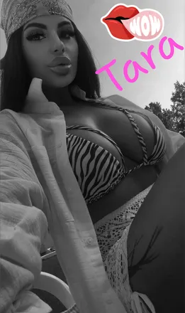 OnlyFans cuenta thisistara header 2