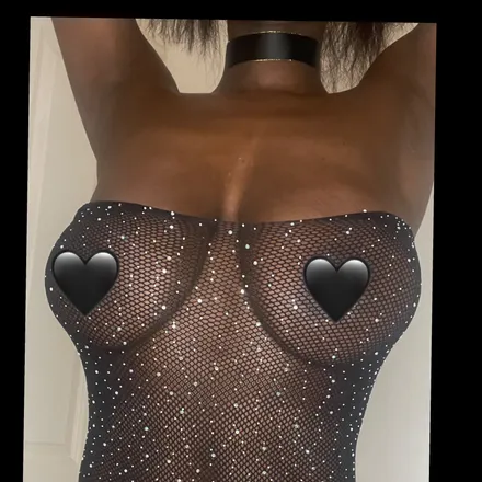 OnlyFans cuenta lavishlavigne header 2