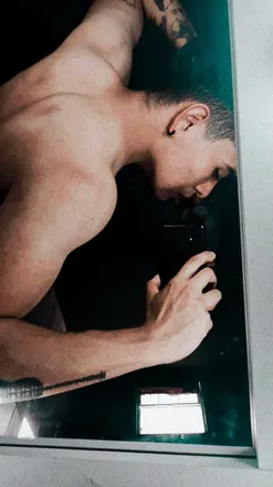 OnlyFans cuenta gallardocampos header 2