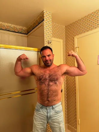 OnlyFans cuenta theeddiemarcos header 2