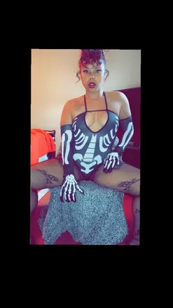 OnlyFans account  la_luna_linda9 header 2