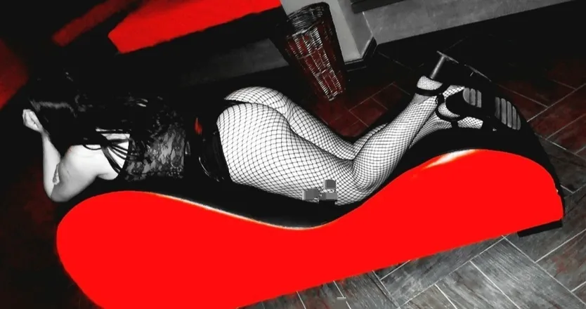 OnlyFans cuenta anaql92 header 2