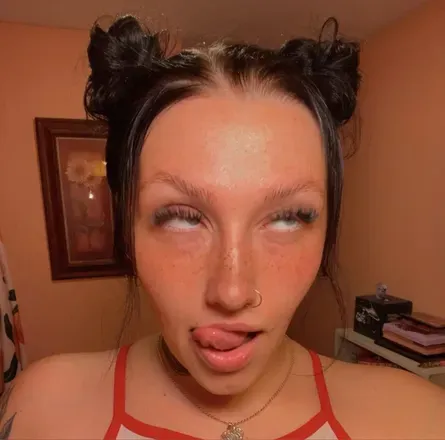 OnlyFans cuenta babyyycfree avatar 1