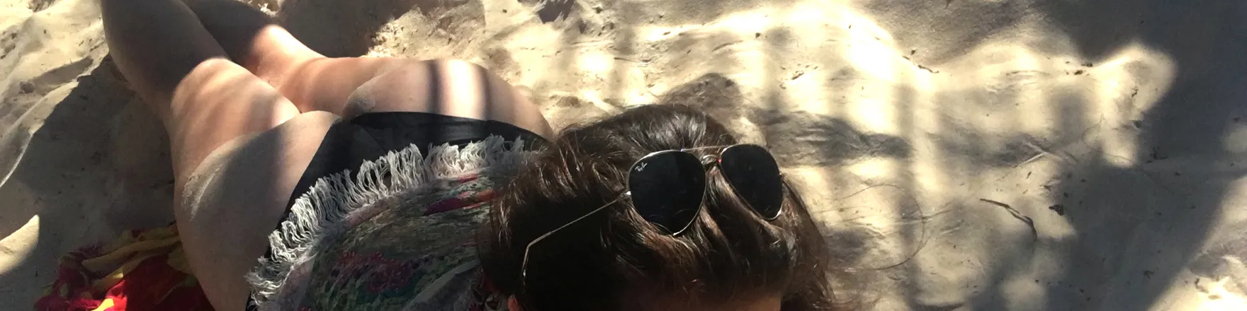 OnlyFans cuenta theonlyartsygirl header 2