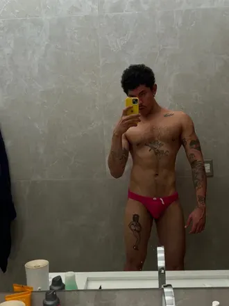 OnlyFans cuenta petrovalentin avatar 1