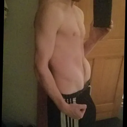OnlyFans account  luckycharms1020 header 2