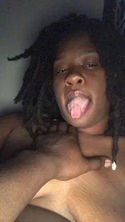 OnlyFans cuenta yanni_shots98 avatar 1