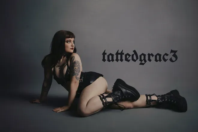 OnlyFans cuenta tattedgrac3 header 2