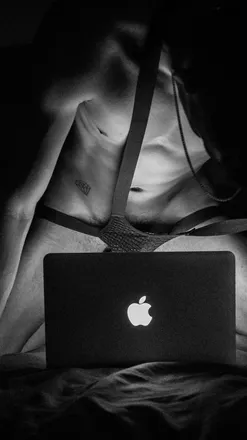 OnlyFans cuenta mmjrphotox header 2