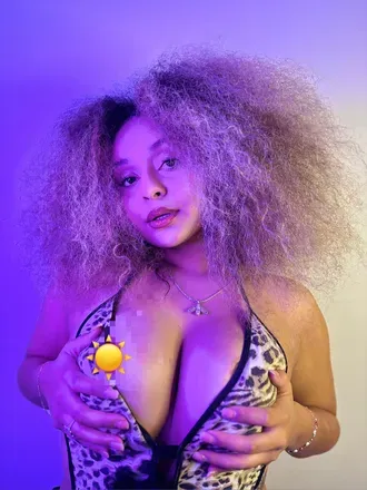 OnlyFans cuenta karlabeibee avatar 1