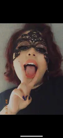 OnlyFans cuenta louloumelon21 avatar 1