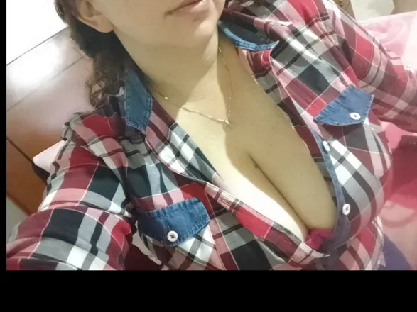 OnlyFans cuenta karigonzc header 2