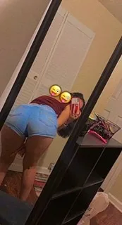 OnlyFans cuenta gxldenchxld header 2