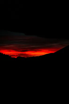 OnlyFans cuenta troubledsiren header 2
