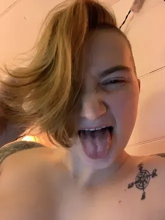 OnlyFans cuenta restivedove avatar 1