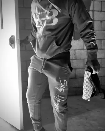 OnlyFans cuenta whateveru777 header 2