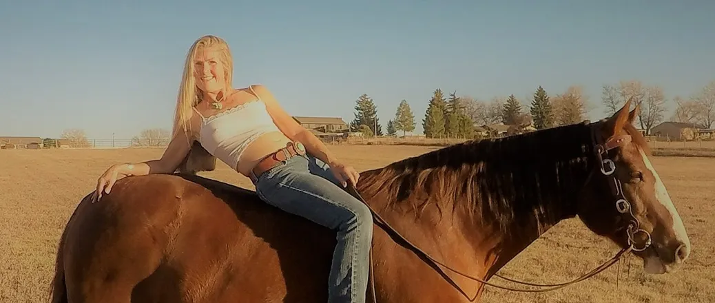 OnlyFans cuenta heelsandhorses header 2