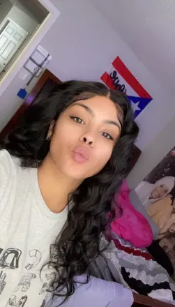 OnlyFans account  qveenmiaa avatar 1