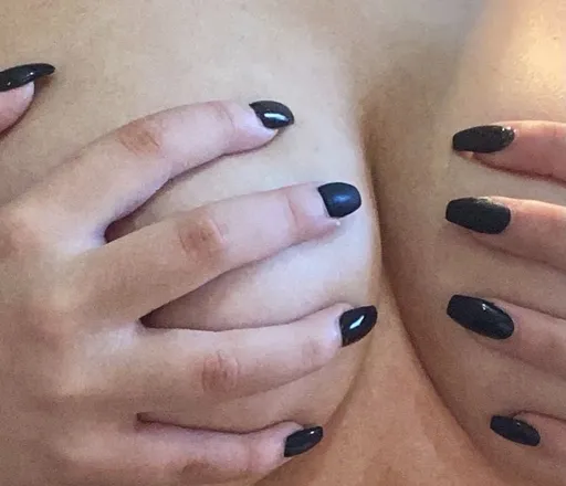 OnlyFans account  keelyjayne header 2