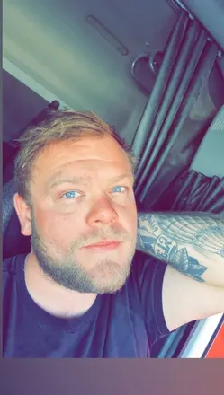 OnlyFans cuenta contagious33 avatar 1