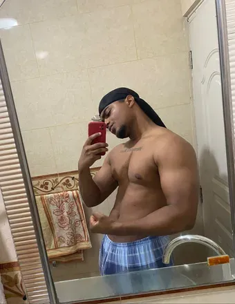 OnlyFans cuenta chrisbresh_1 avatar 1