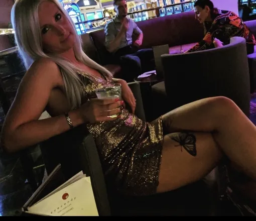 OnlyFans cuenta rose.marie69 header 2