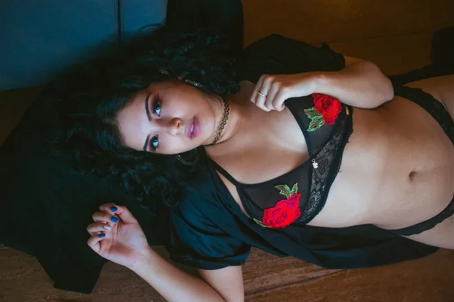 OnlyFans cuenta u216933696 header 2