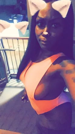 OnlyFans cuenta therealsexyblack header 2