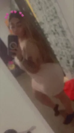 OnlyFans cuenta chaparra111 header 2