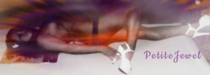 OnlyFans account  petitejewel header 2