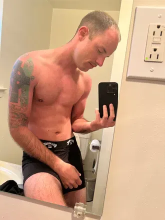 OnlyFans cuenta teejames17156 avatar 1