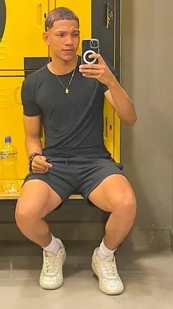 OnlyFans cuenta farruxx header 2