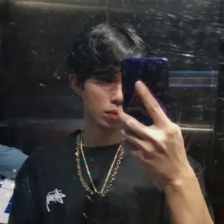 OnlyFans cuenta crush_2202w avatar 1