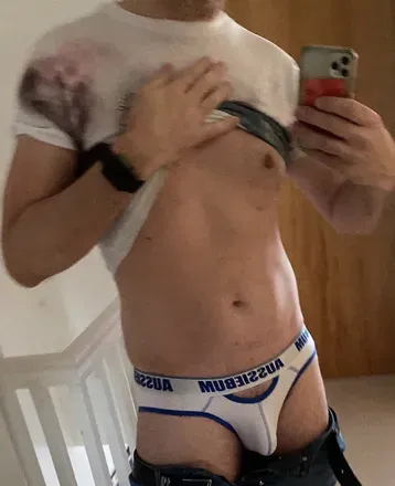 OnlyFans account  mancs_guy avatar 1