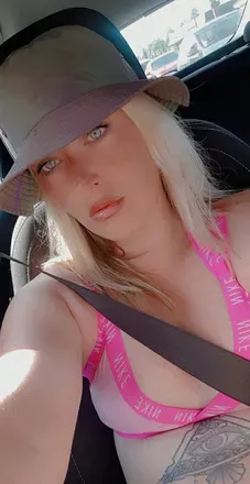 OnlyFans cuenta ninakitana avatar 1