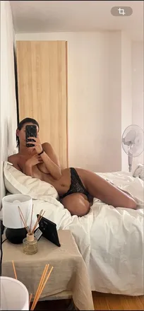 OnlyFans cuenta cynthiaglow header 2