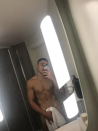 OnlyFans of adan_21