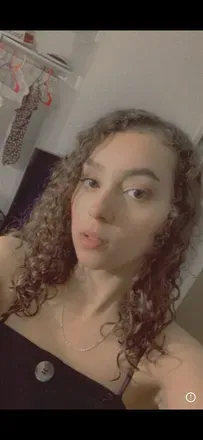 OnlyFans account  golden_honey99 avatar 1