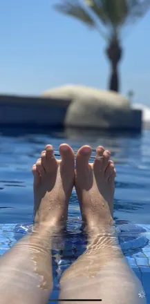 OnlyFans cuenta jennitoes69 header 2