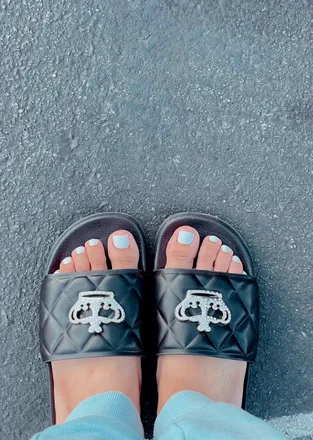 OnlyFans account  feetbyglitter header 2