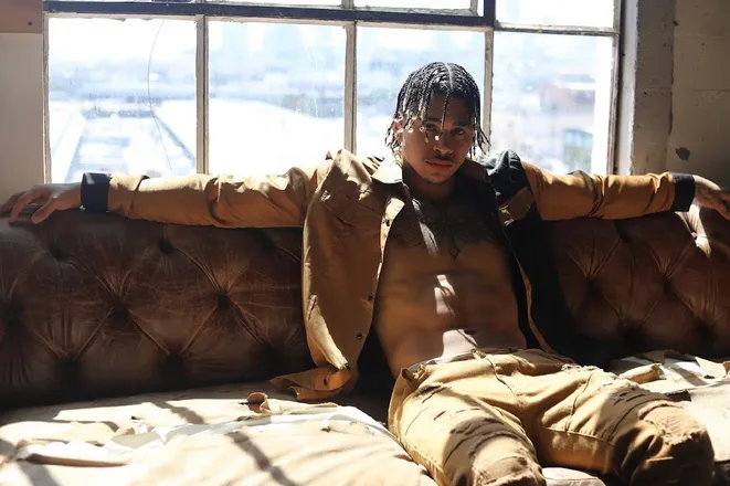 OnlyFans cuenta tattedlightskin header 2
